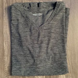 American Eagle v-neck t-shirt